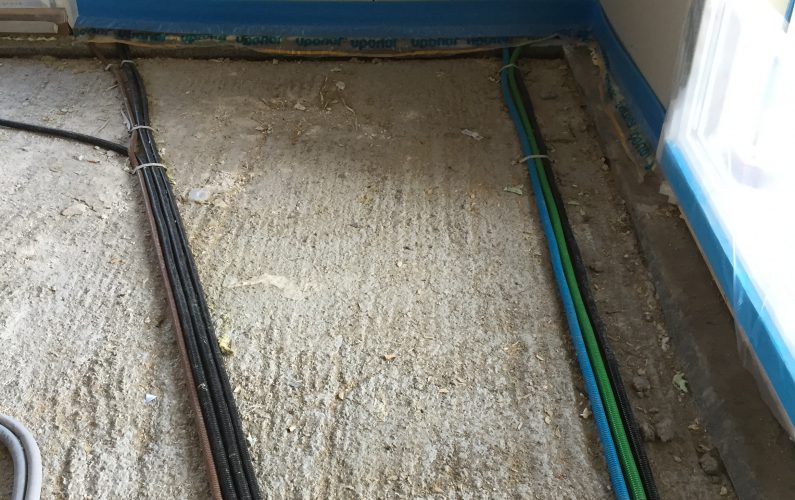 Casa in bioedilizia a Vigheffio - messa a terra tubi - foto 3